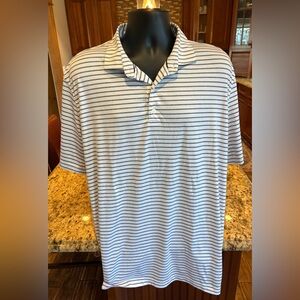 johnnie-O men’s golf polo. Sharp grey/white striped with logo on sleeve.